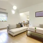 아파트 Homestay Pula *