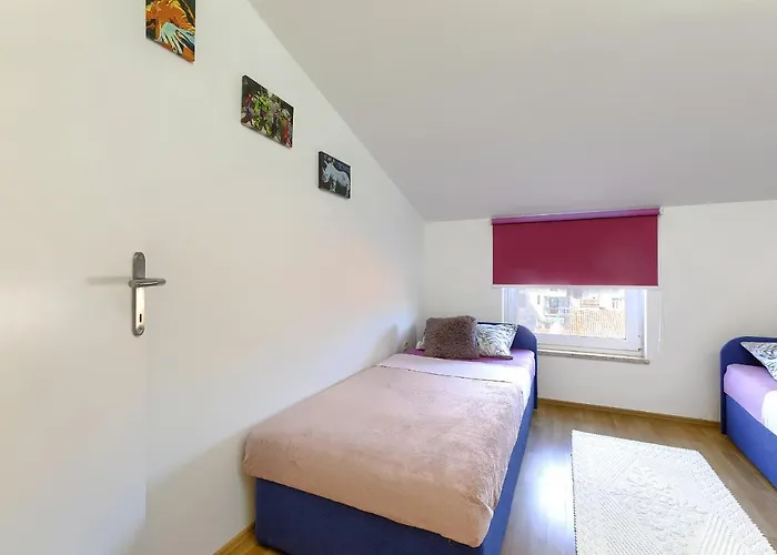 Homestay Pula Lejlighed *