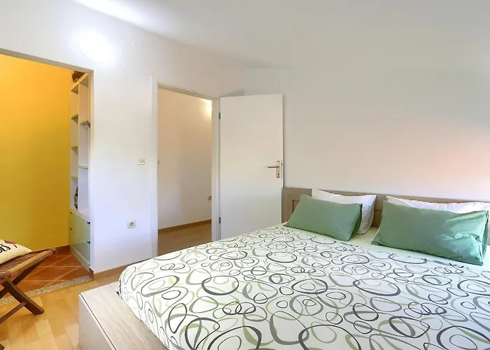 Homestay Pula