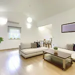 Lejlighed Homestay Pula