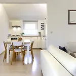 Lejlighed Homestay Pula *