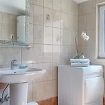 Homestay Pula * Pula