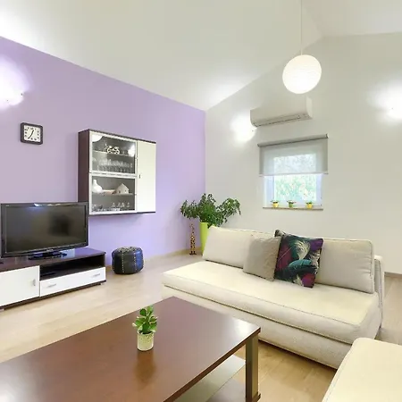 Homestay Pula