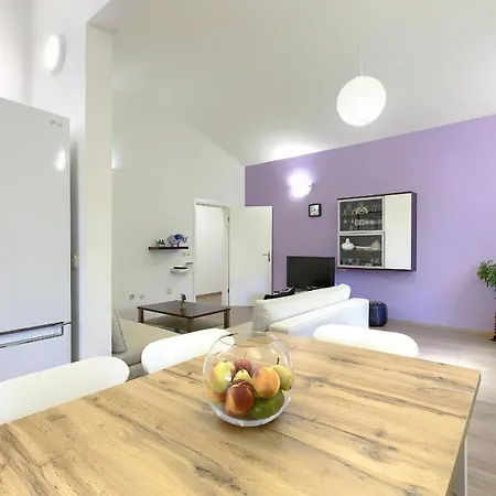Apartmán Homestay Pula Pula