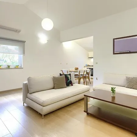 Apartmán Homestay Pula *