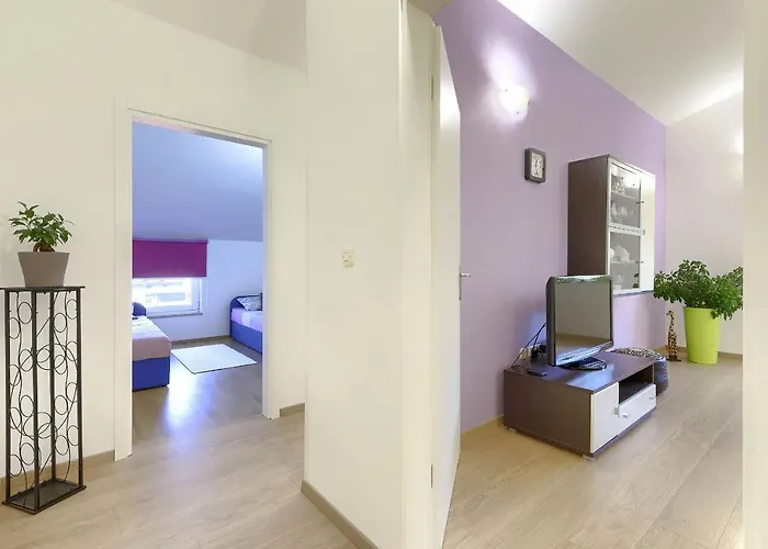 Homestay Pula 풀라