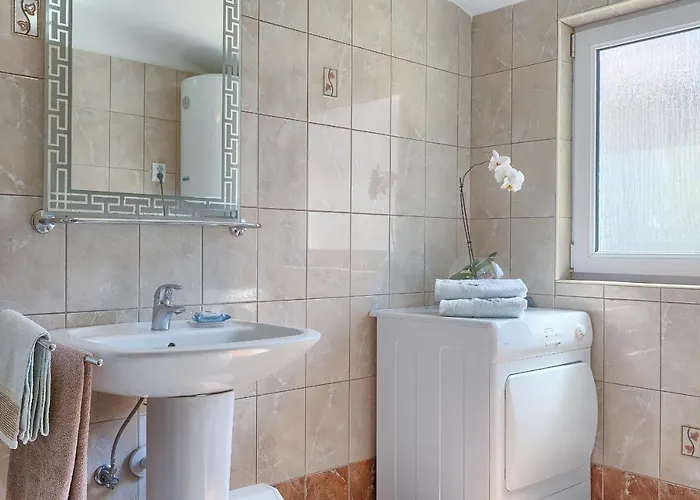 Homestay Pula * 풀라